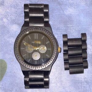 WeWood Black and Gold Watch with Extra Links
